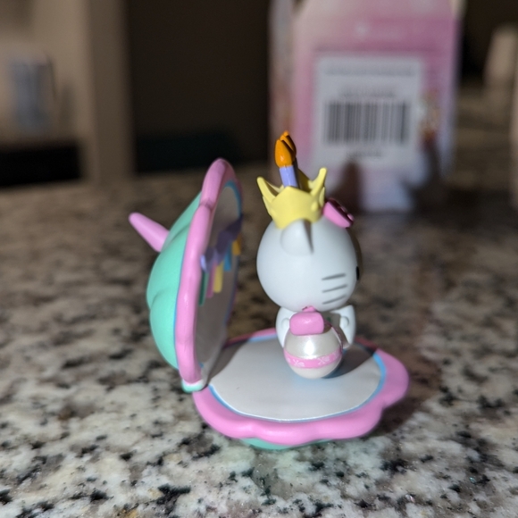 Tokidoki x Hello Kitty 50th Birthday Blind Box - Picture 4 of 6